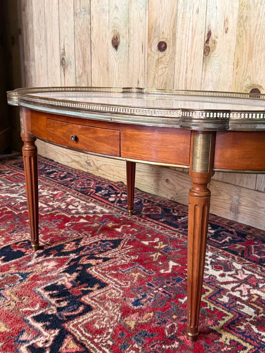 Table basse de style Louis XVI en acajou – Image 3