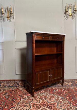 Bibus/bibliothèque de style Louis XVI en acajou.