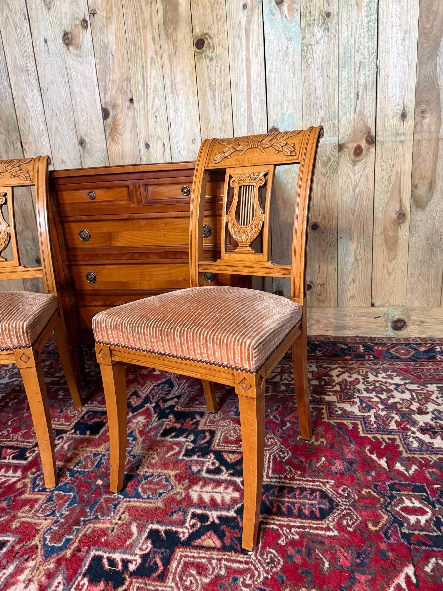 Paire de chaises directoire à la lyre – Image 2