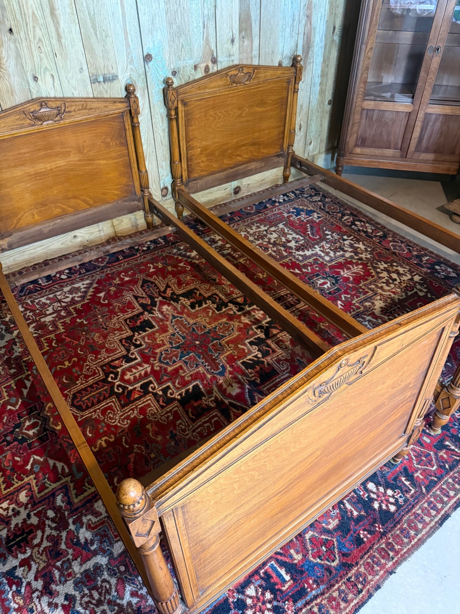 Paire de lits directoires d'époque XX ème – Image 4