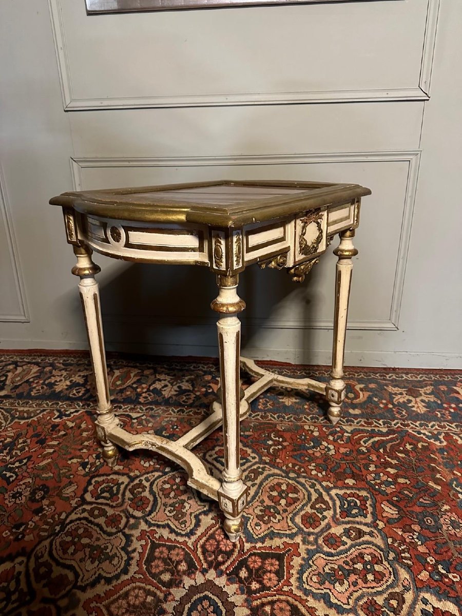 Table De Milieu / Console De Style Louis XVI En Bois Peint Et Doré. – Image 3