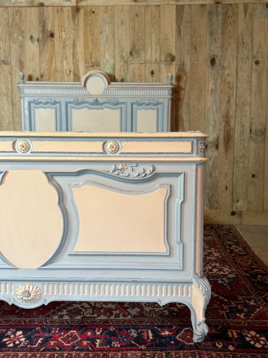 Lit laqué de style Transition Louis XV - Louis XVI – Image 10