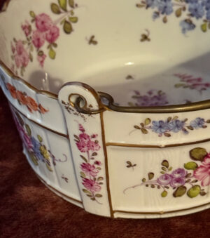 Jardinière de table en porcelaine de Meissen XIXe siècle
