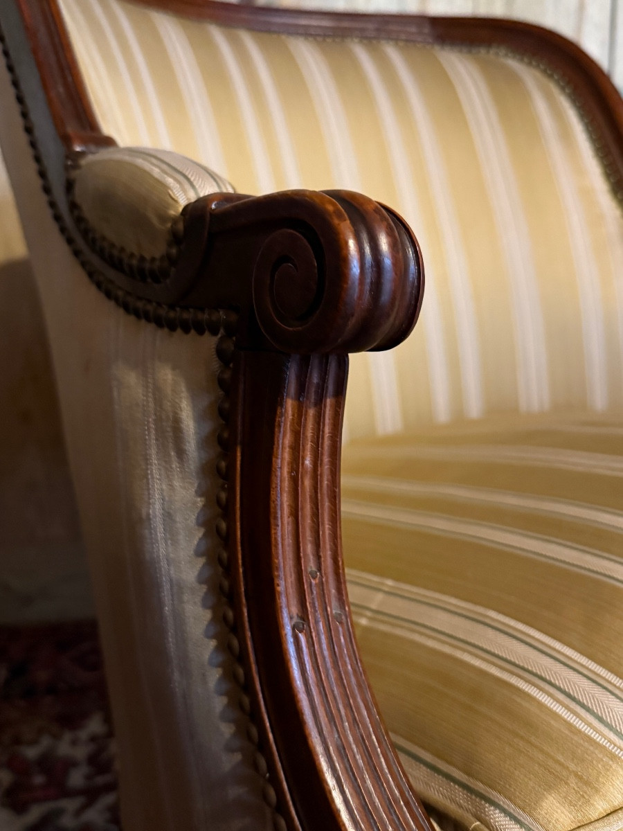 Paire de bergères gondoles d’époque Louis XVI en bois naturel – Image 6