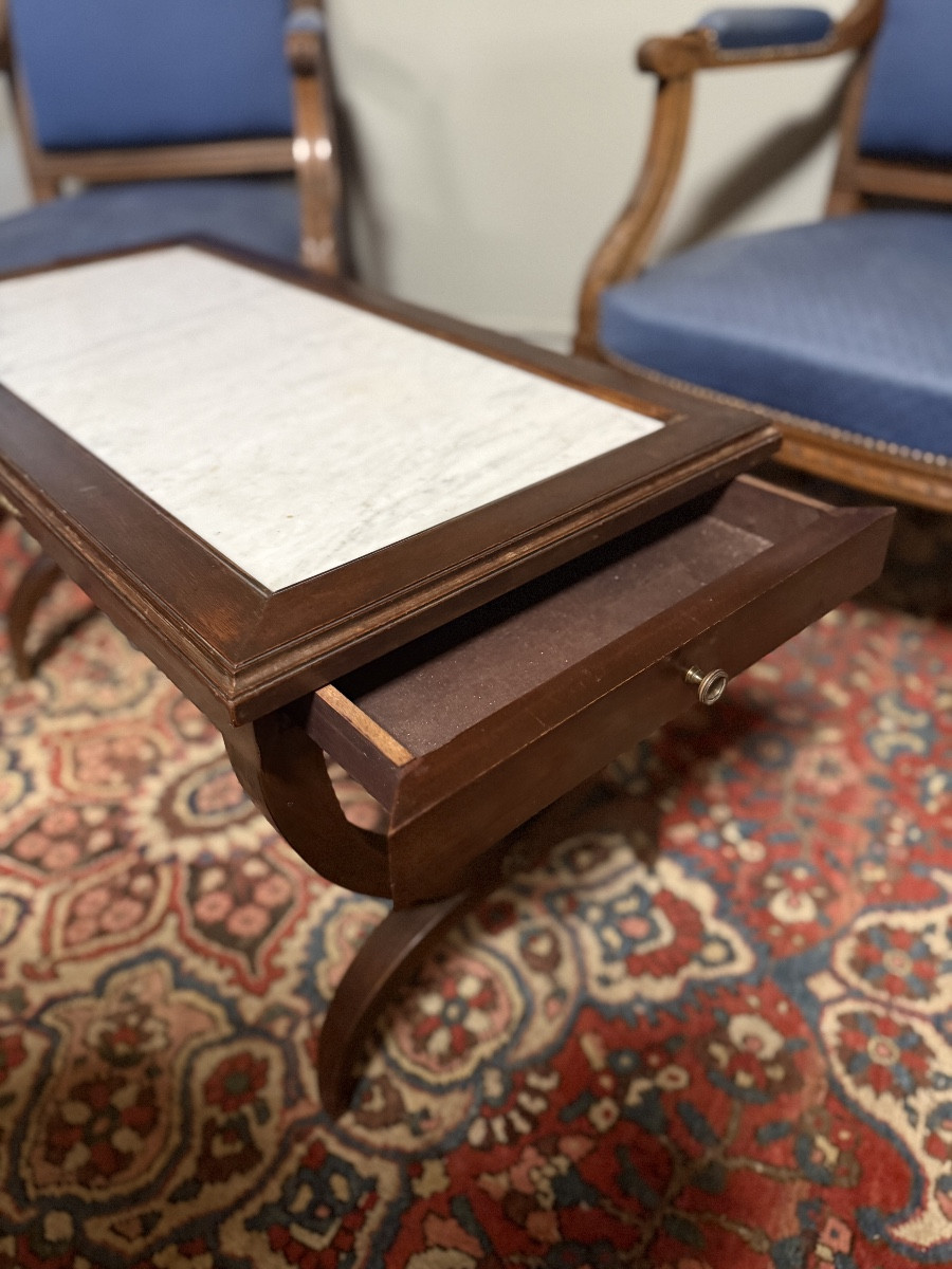 Table basse de style Empire en acajou – Image 3