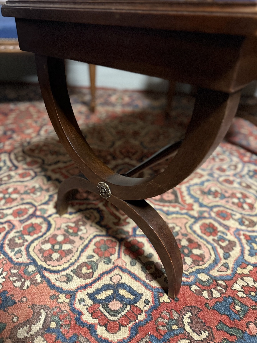 Table basse de style Empire en acajou – Image 4