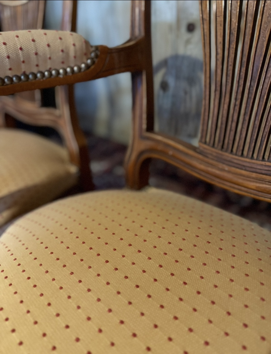 Ensemble de quatre fauteuils de style Louis XVI - dossiers à la montgolfière – Image 6