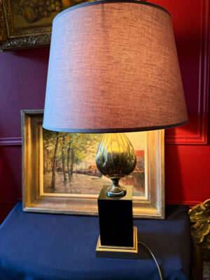 Maison Le Dauphin, lampe au lotus