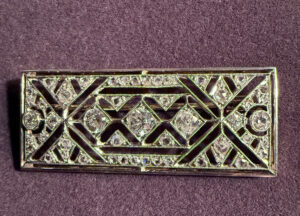 Broche plaque en platine et diamants d'époque Art Déco