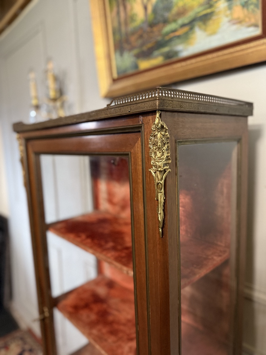 Vitrine / argentier de style Transition au vernis Martin – Image 6