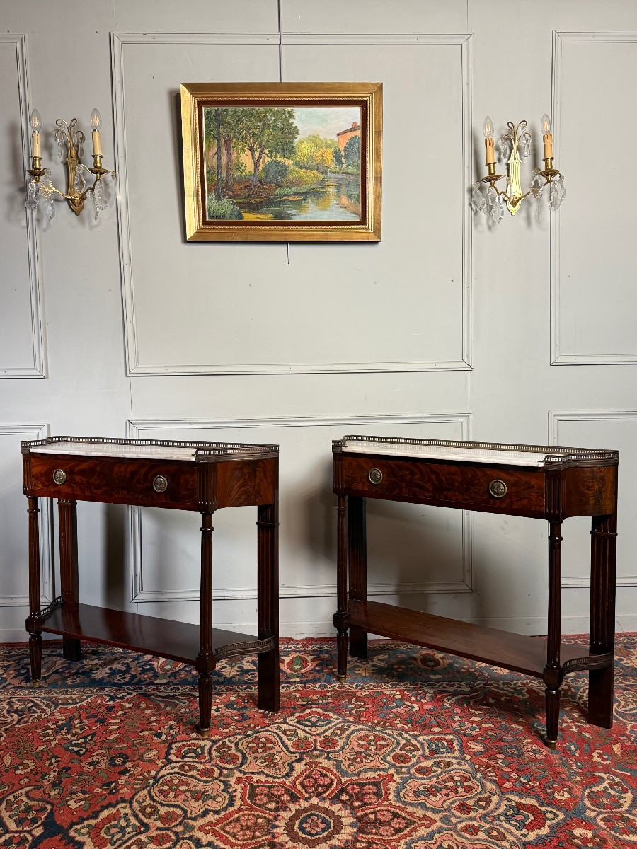 Paire de consoles Louis XVI – Image 2