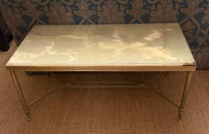 Table basse en Onyx.