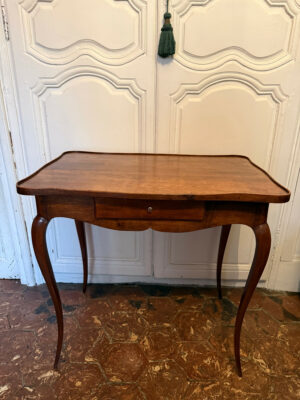 Table cabaret en bois naturel d’époque XIXe