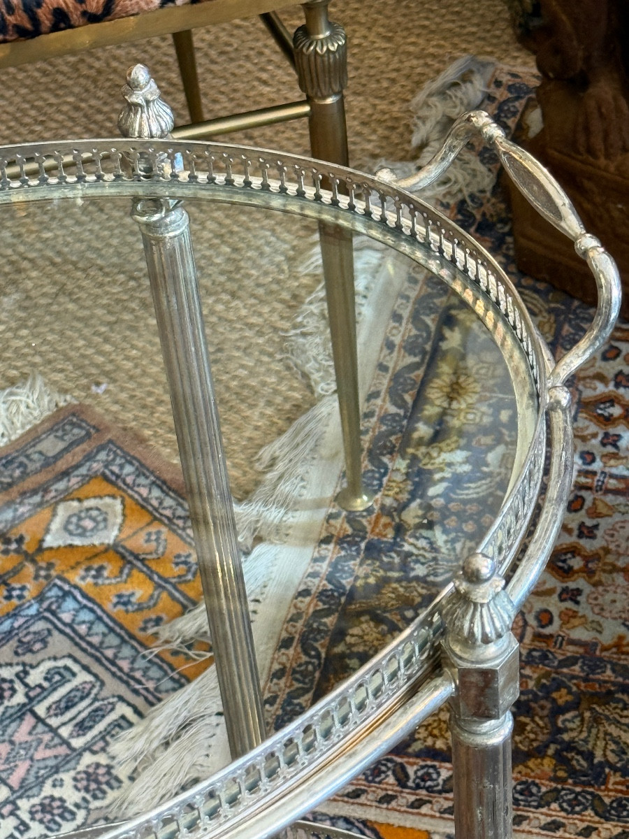 Table roulante ovale néo-classique en métal argenté – Maison Baguès – Image 4