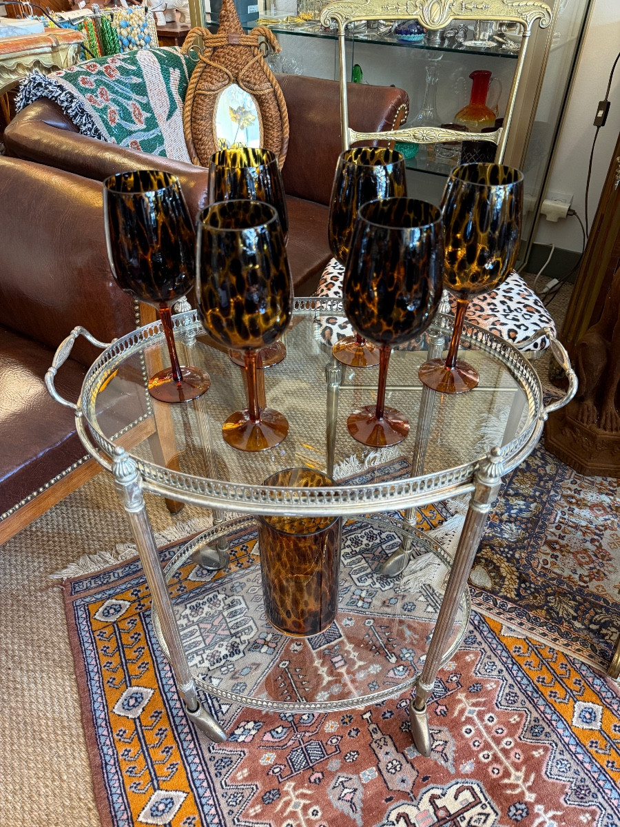 Table roulante ovale néo-classique en métal argenté – Maison Baguès