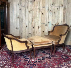 Duchesse brisée de style Louis XVI en bois naturel