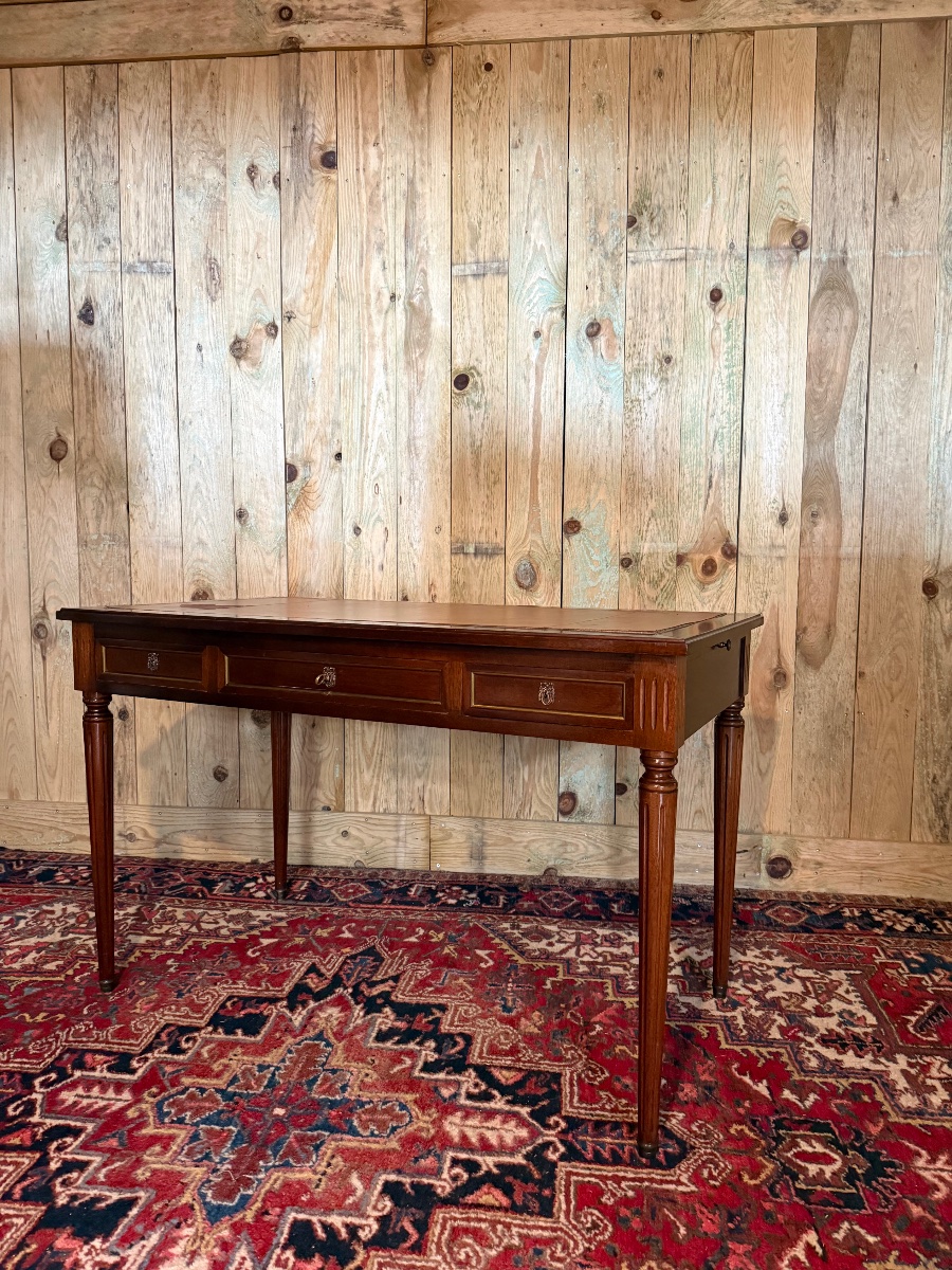 Bureau de style Louis XVI époque XXe