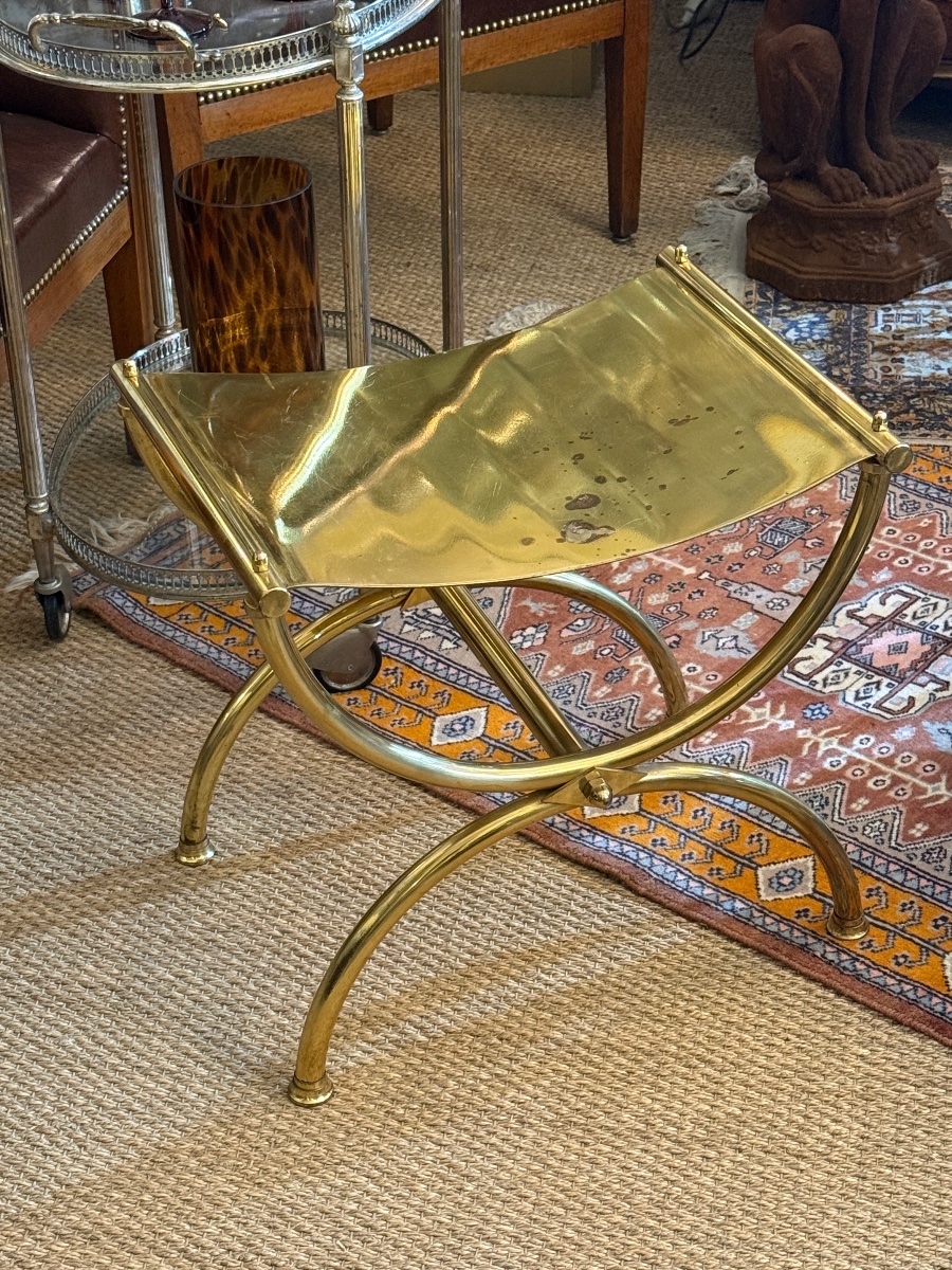 Tabouret curule en laiton massif doré, dans le goût de la Maison Jansen – Image 5