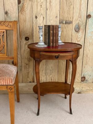 Table chiffonnière à écritoire de style Louis XV