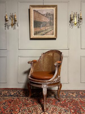 Fauteuil de bureau tournant de style Louis XV